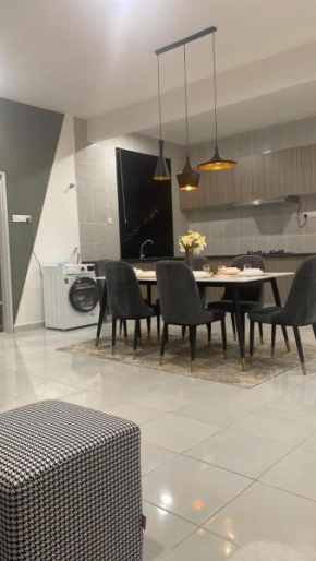 D'Rinie Sky Homestay